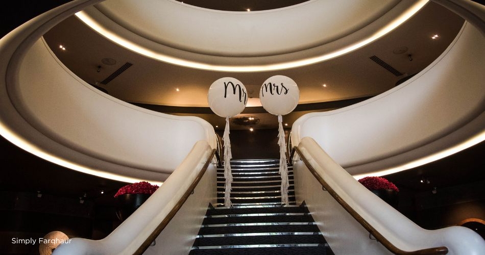 Gallery image 5: aviator