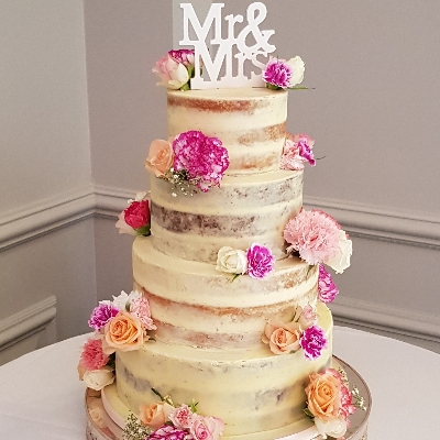 Find your wedding cake supplier at Wembley Stadium's Signature Wedding Show