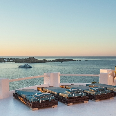 Honeymoon News: The Greek Villas has extended its summer season