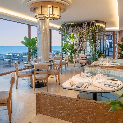 Luxurious restaurant, SEEN by Olivier has opened in Nice, France