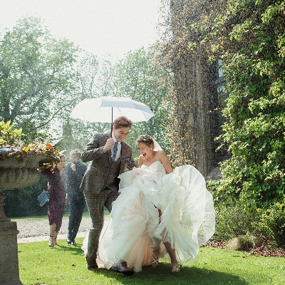 Wedding News: The five best weather apps to keep your eye on it leading up to the big day
