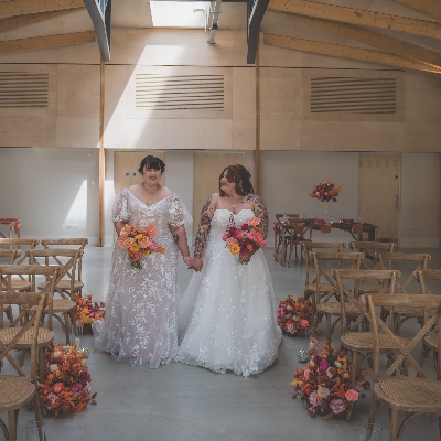 Wedding News: Brockwell Hall hosts vibrant, sustainable disco wedding shoot led by Mercedes Gale Parr and 4YaParty Weddings & Events