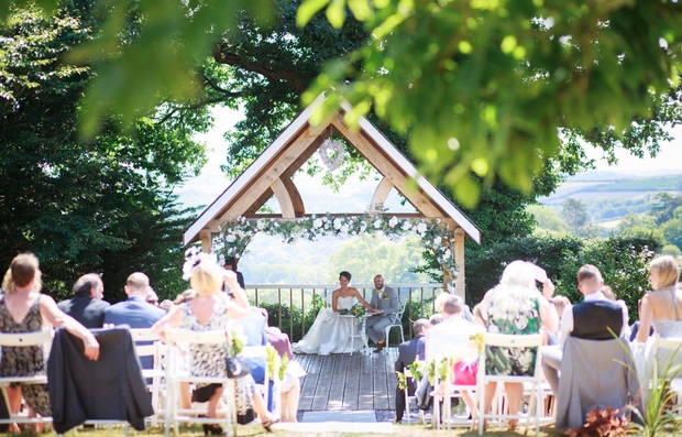 Experience viewing a wedding venue live at Ascot Signature Wedding Show: Image 1