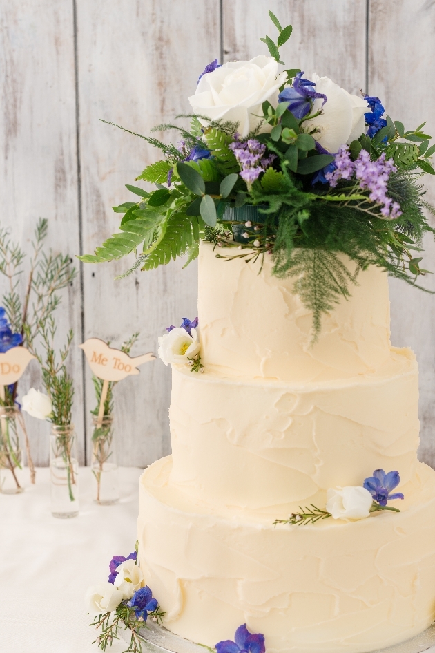 Vegan-friendly wedding cake? Ruby's of London has you covered: Image 1