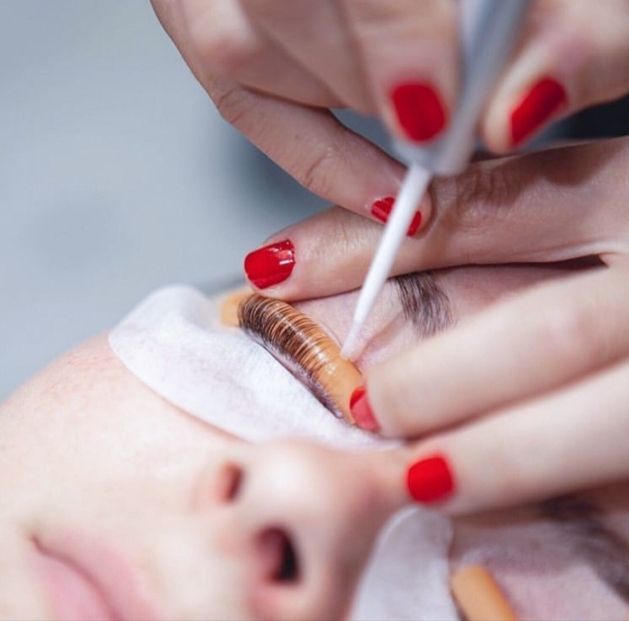 Elleebana lash treatment